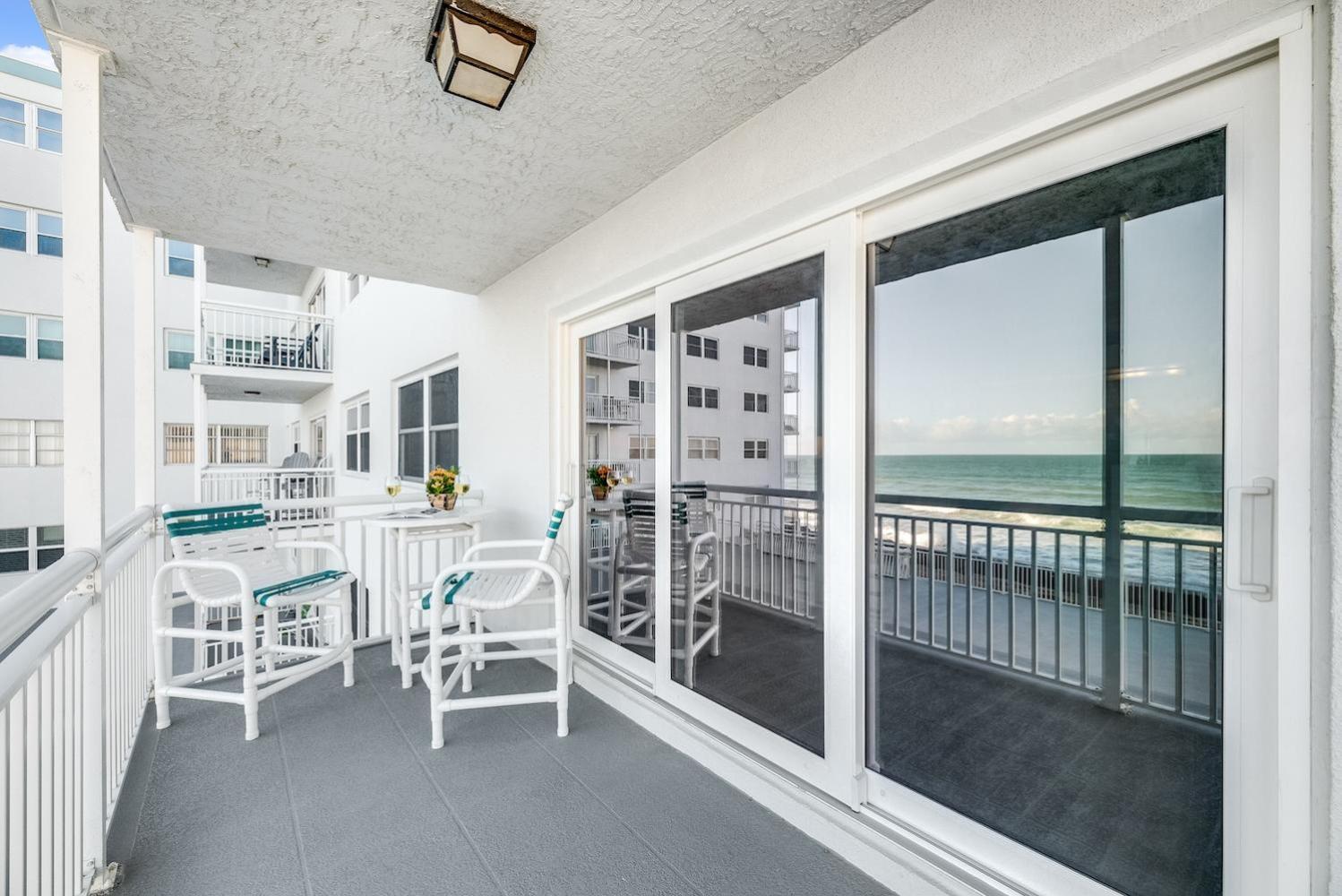 Oceanfront Beach House, Satellite Beach Habitación foto
